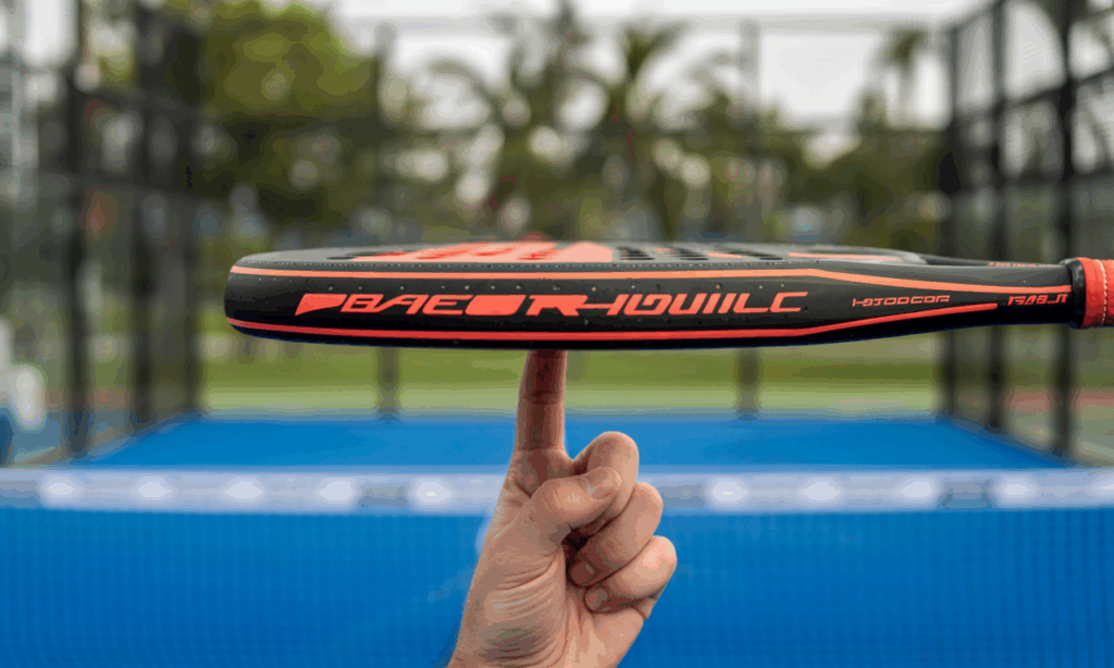 découvrez à quoi sert l'équilibre médian sur une raquette de padel et comment il influence votre jeu. explications, conseils et avantages pour choisir la raquette idéale selon votre style.